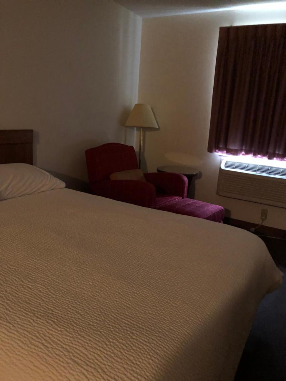 Coronado Motel & Rv Park Lindsborg Екстериор снимка